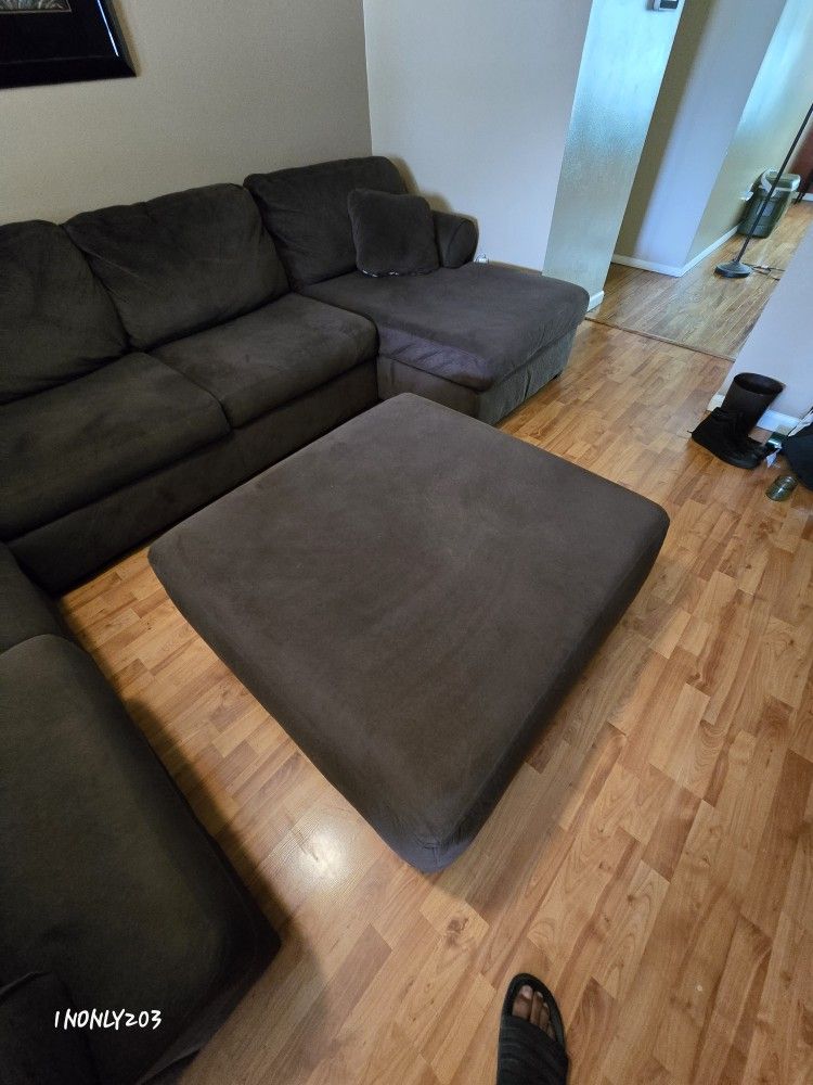 Ashley's Furniture (Brown) Sectional