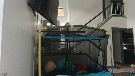 Kids trampoline