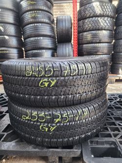 255 75R 17 GOOD YEAR WRANGLER 2557517 USED TIRES (PAIR) MOUNT BALANCE INCLUDED