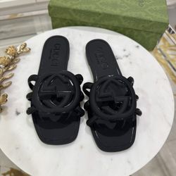 Gucci Slides- Size 7