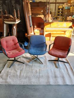Set of 3 Vintage Steelcase Office Chairs