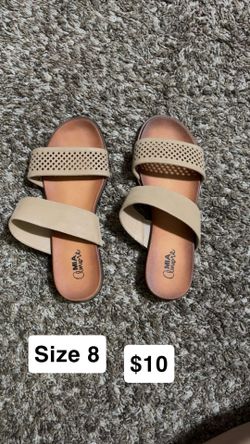 Women sandals