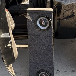 Rockford Fosgate Punch HX2 12-inch subwoofers speakers in custom box