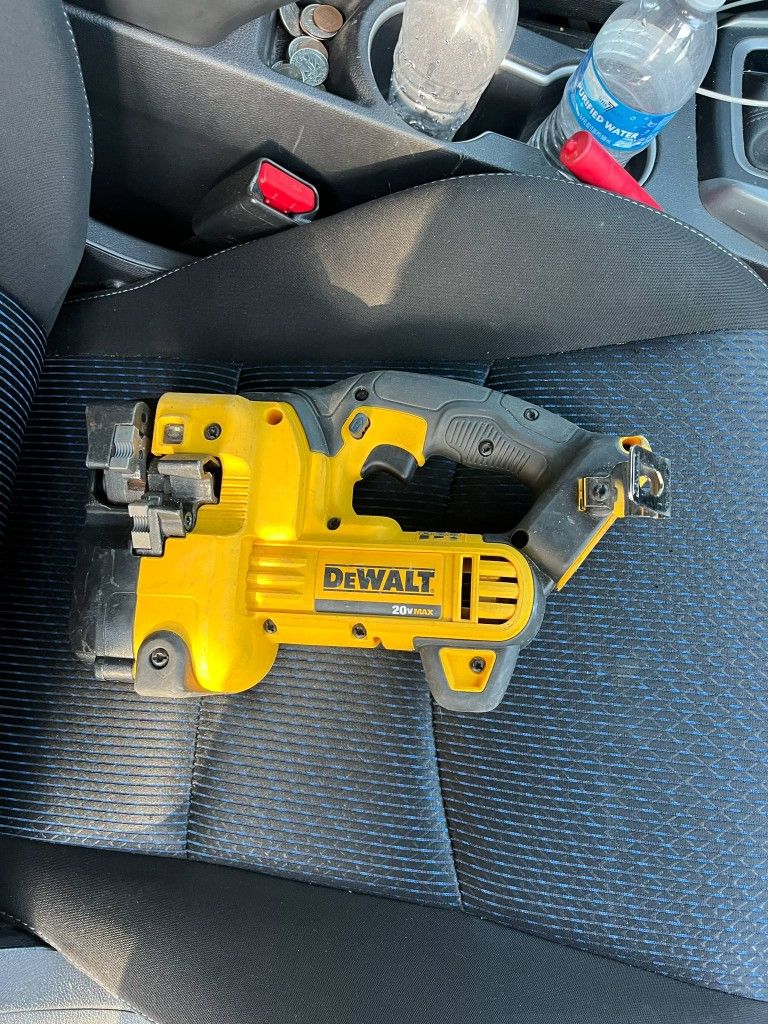 DeWalt 20v Threaded Rod Cutter $180 Firme Precio Tool Only