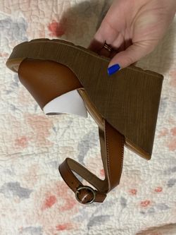 Sandals new $20