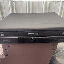 MAGNAVOX CDC725 5 Disc Carousel CD Changer 