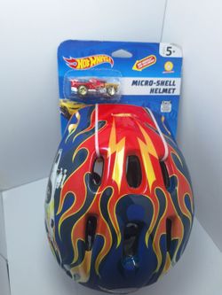 Kids hotwheels helmet