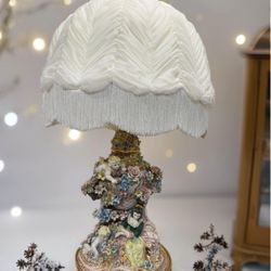 Vintage Ornate Capodimonte porcelain lamp
