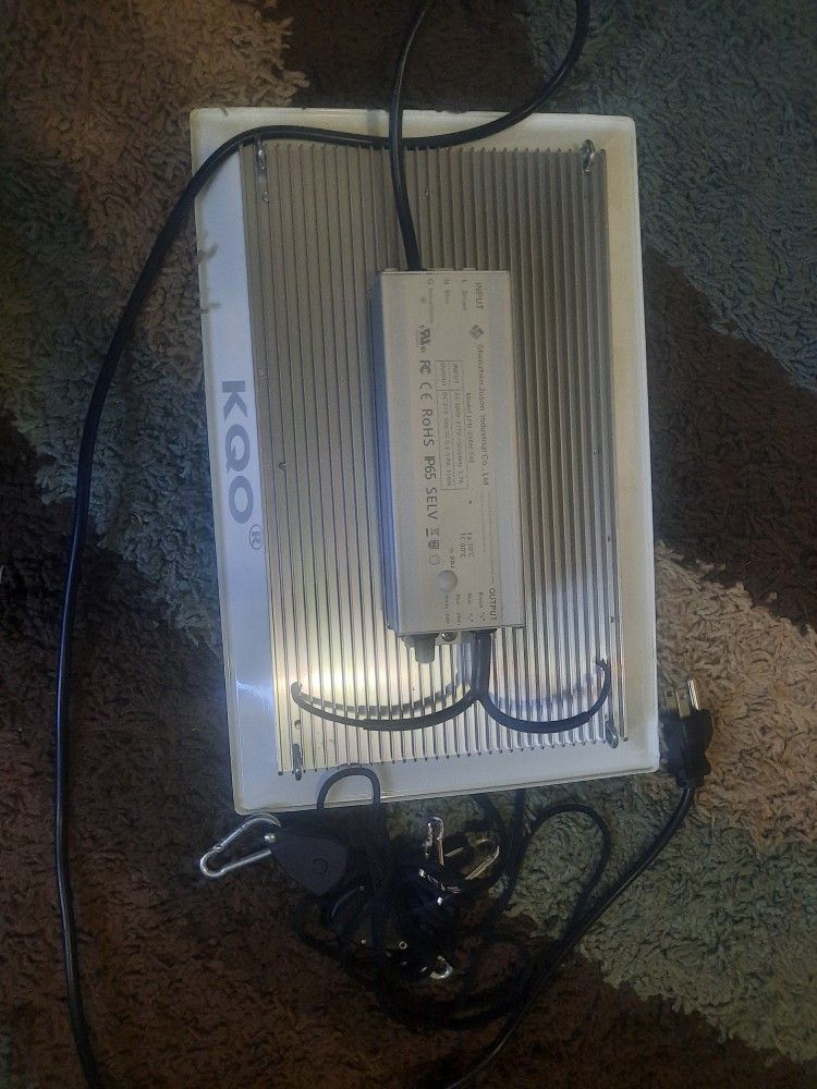 KQO 1200 Watt Led Grow Light
