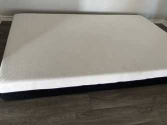 Full size mattress