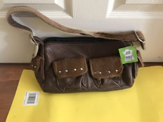 Leather women’s purse with cow hide