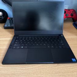 Razer blade stealth 13 2020 laptop