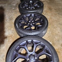 Chrysler/ Mopar FR71 Wheels And Tires (4)