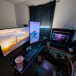 GAMING/STREAMER PC SET UP