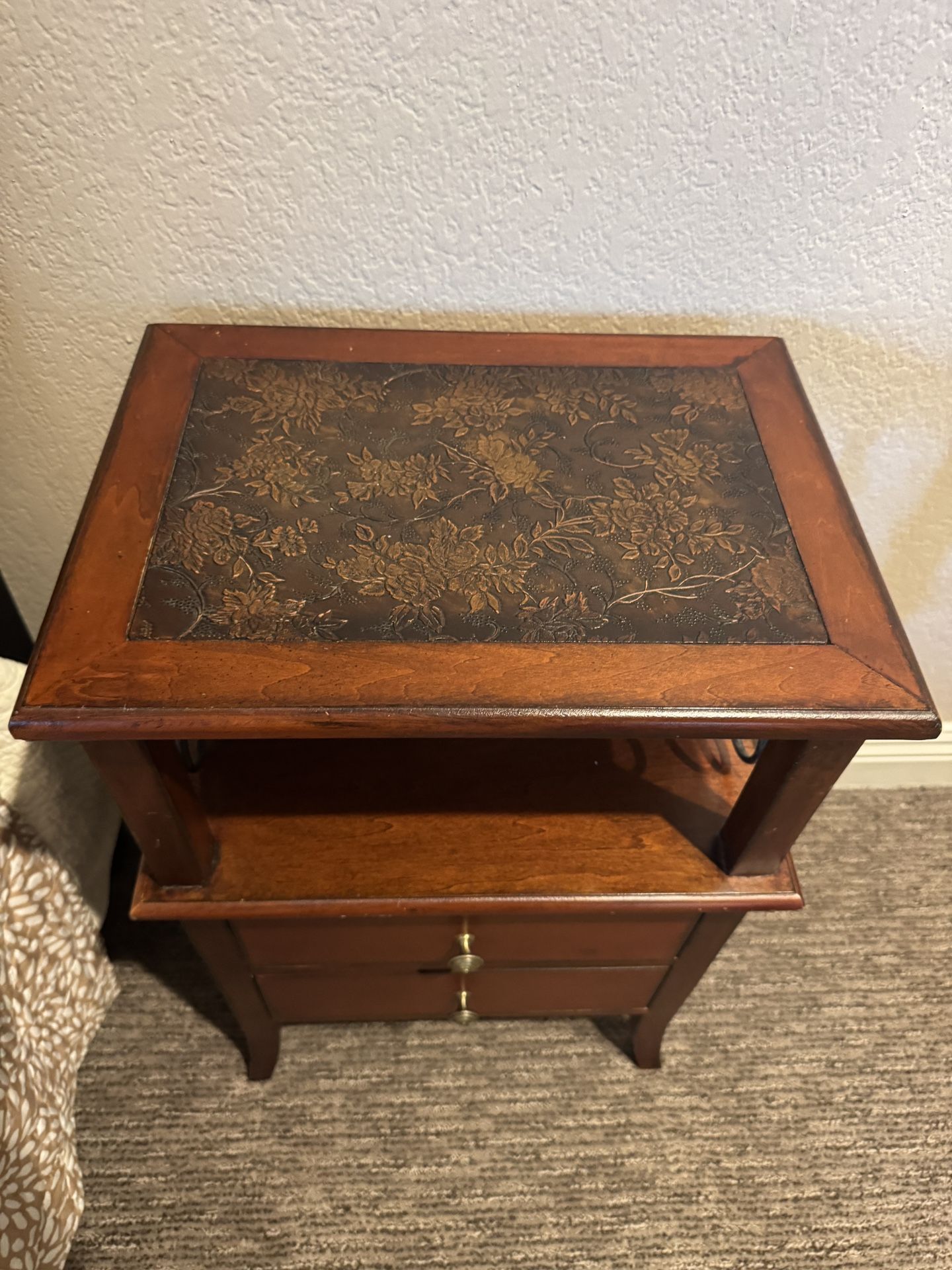 Accent Chest / Side Table