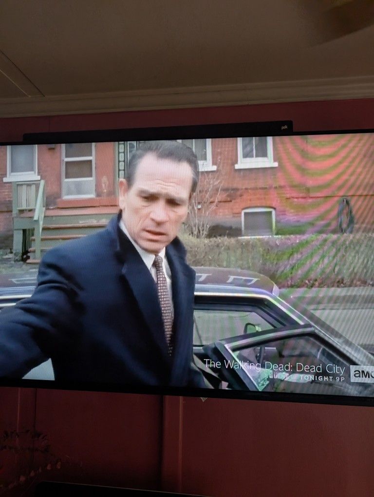 60 In High Definition TV Vizio Netflix Ready With Remote