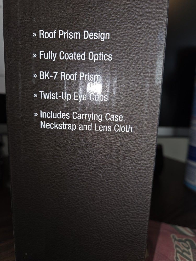 Bushnell Binocular 