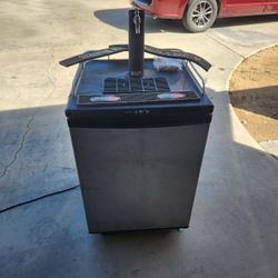 Danby Kegerator 