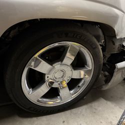 2004 sierra part out