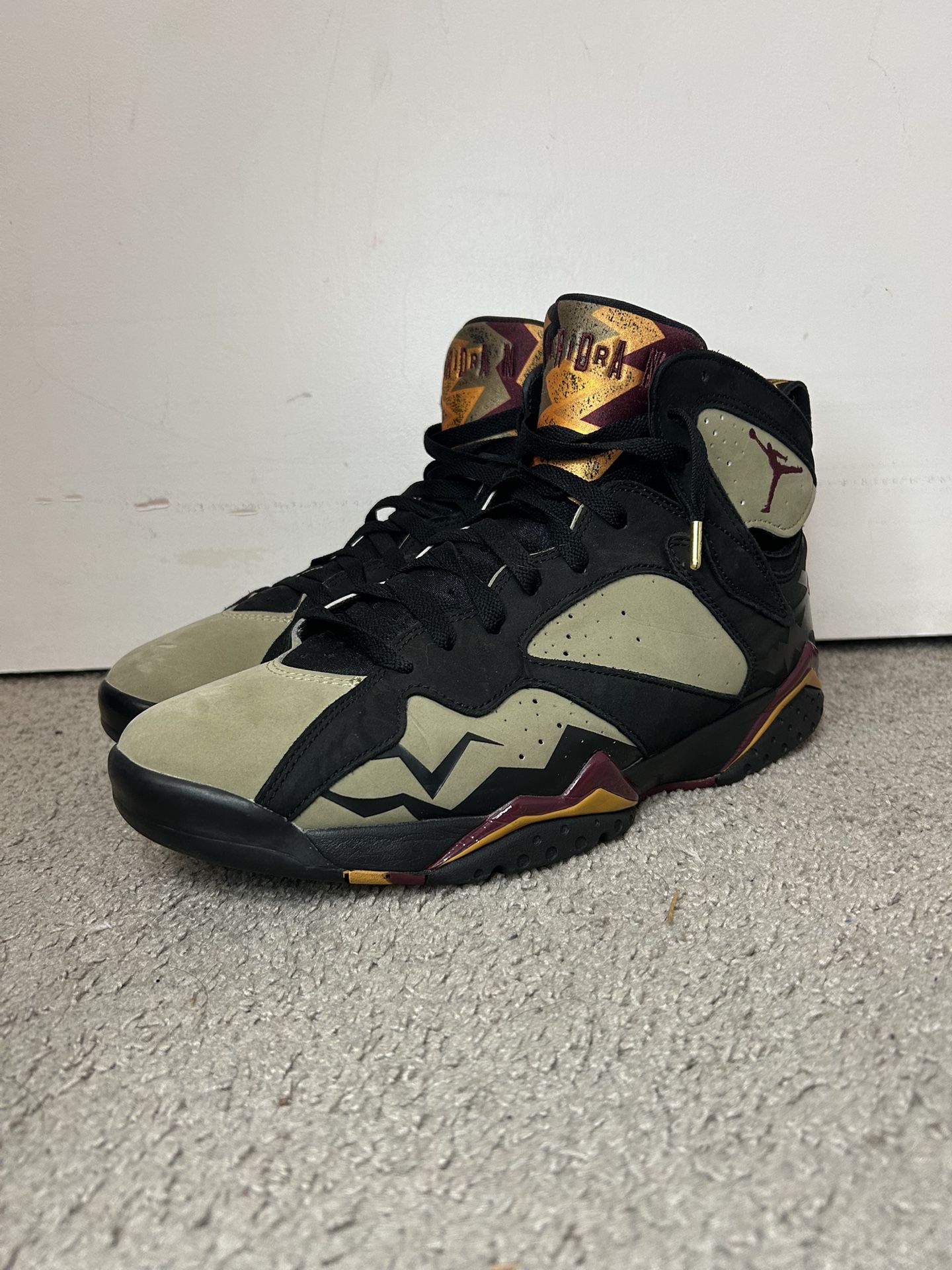 DS JORDAN 7 BLACK OLIVE SIZE 11.5