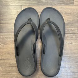 Olukai Wet Grip Rubber Sandals