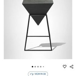 Geometric inverted pyramid accent tables