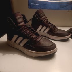 Women's Adidas Hi Tops 