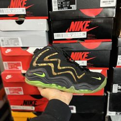 Nike Air Pippen Camo Black Flash Lime size 8.5 VNDS