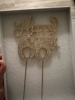 Cake topper