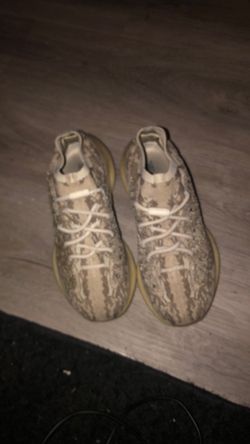 Yeezy Boost 380 Pyrite Size 7.5