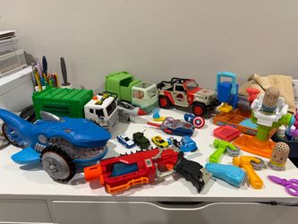 Hot Wheels, Jurassic Park, Shark & Mixed Toy Lot