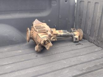 1998  Chevy Tahoe / Yukon front differential