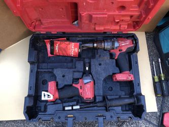 Milwaukee Bluetooth One Key 18v li-ion cordless set.