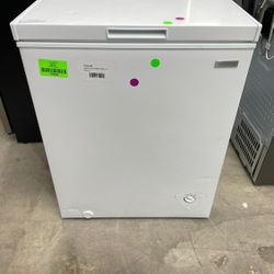 Vissani MDCF5WH 5 cu. ft. Manual Defrost Chest Freezer