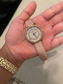 Michael Kors Gold-Tone Watch – Mother of Pearl Dial, Nude Leather Strap