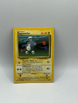 Pokemon Base Set Magnemite Card #53