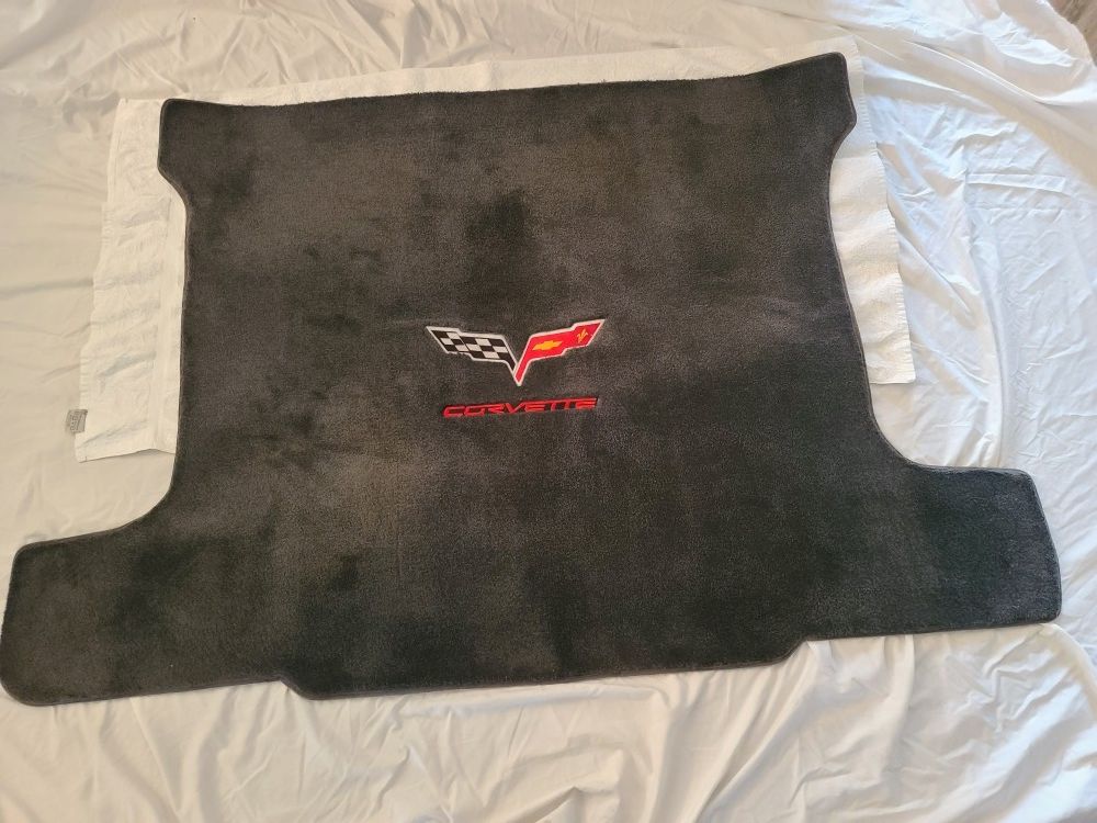 C6 Chevrolet Corvette Rear Window Trunk Cover and Floor Mat