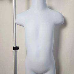 Toddler torso mannequin for clothing display