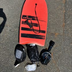 Boogie Board And 3 New S/m Full Face Snorkel Masks 