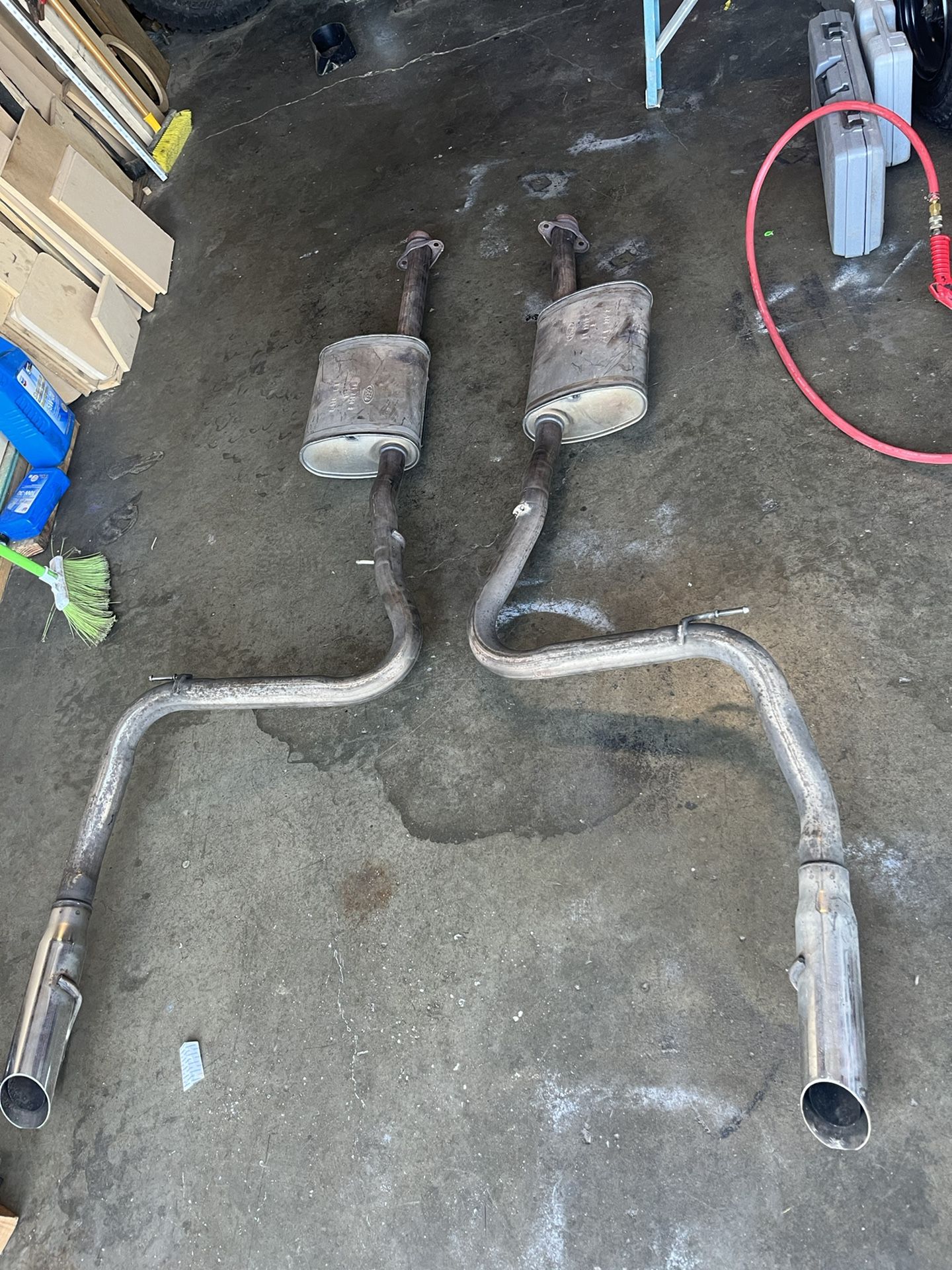 Muffler for mustang cobra
