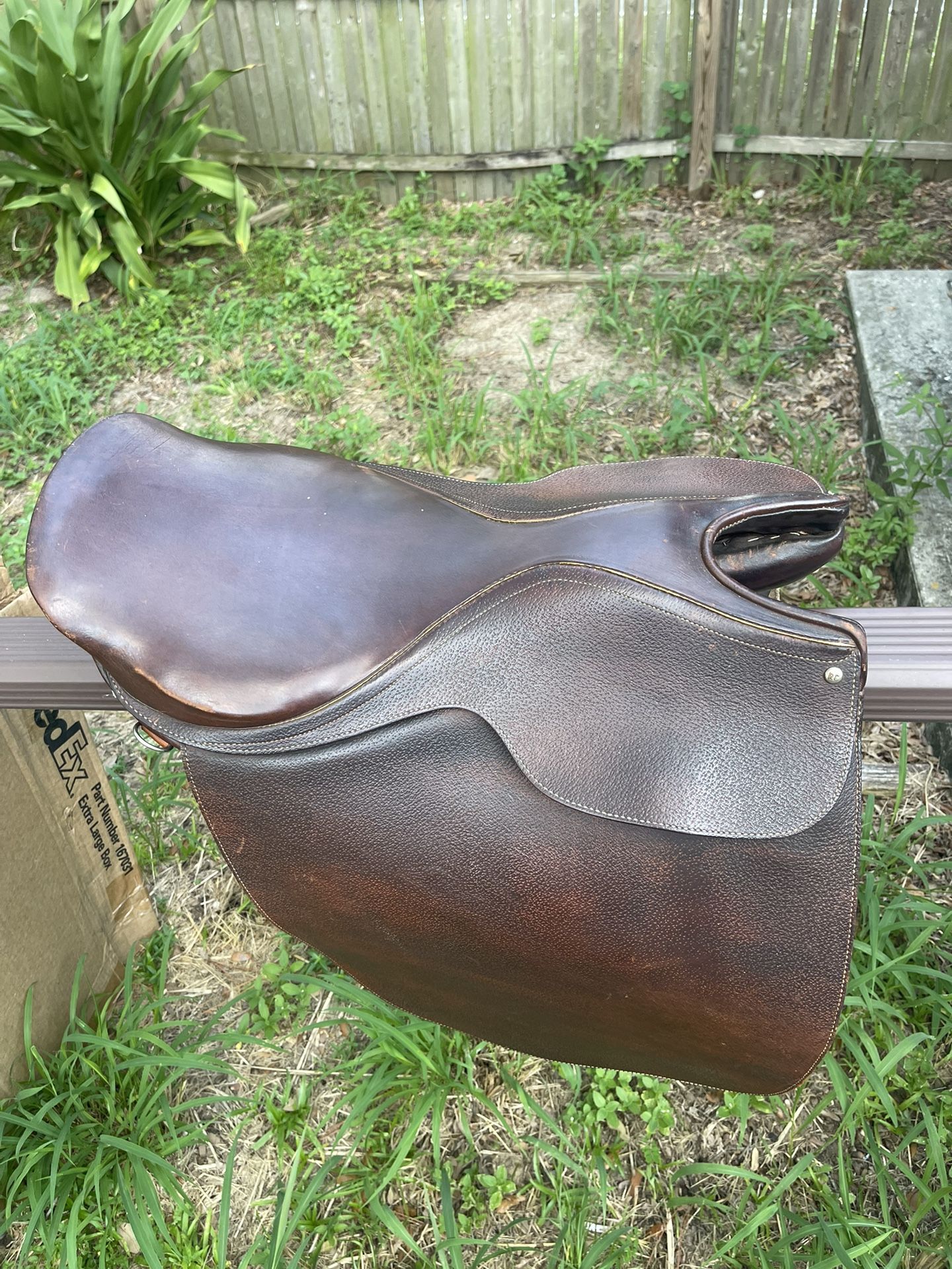 21" Cutback Rossi Y Caruso Saddleseat Saddle