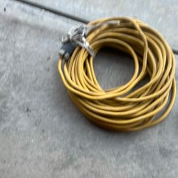 comercial extensión cord 100 feet