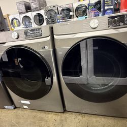 Brand new Samsung Stainless steel front load washer and electric 220 volts dryer set 