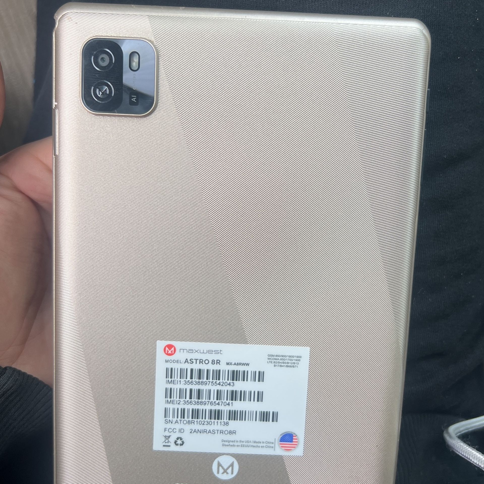Maxwest Astro 8r Tablet W/ Data