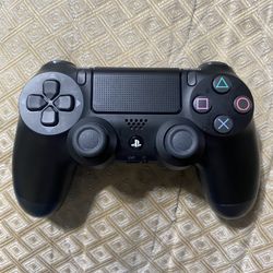 PS4 Controller 