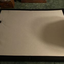 Adjustable Queen Base