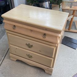 Dresser