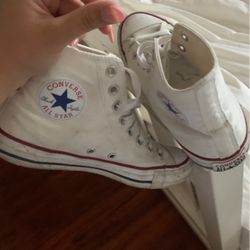 white converse shoes