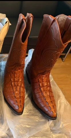Men’s cowboy boots