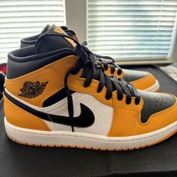Jordan 1 Taxi - Size 10 Men’s 